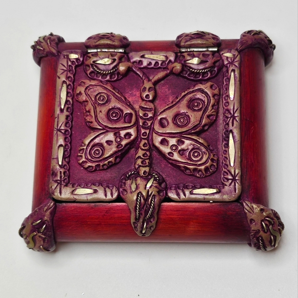 Wood Trinket Box Hinged Lid Lined Interior Butterfly Ornate Corners Mauve Color